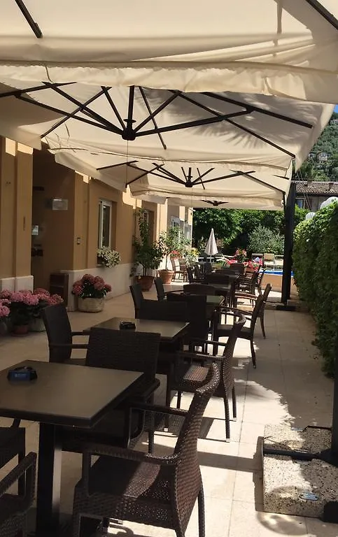 טורי דל בנקו Hotel Romeo 3*, טורי דל בנקו